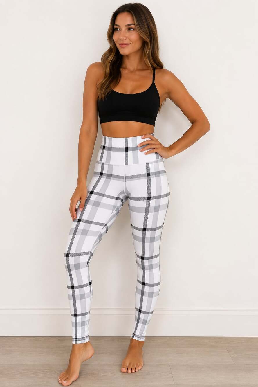 Alo Yoga High-Waist Airlift Leggings White Black Plaid Size XXS